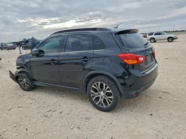 JA4AP4AWXGZ028446 2016 MITSUBISHI OUTLANDER - Image 2