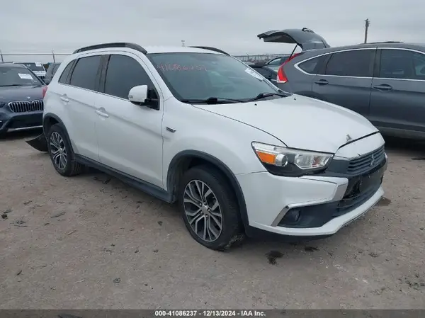 JA4AP4AWXGZ058725 2016 MITSUBISHI OUTLANDER - Image 1