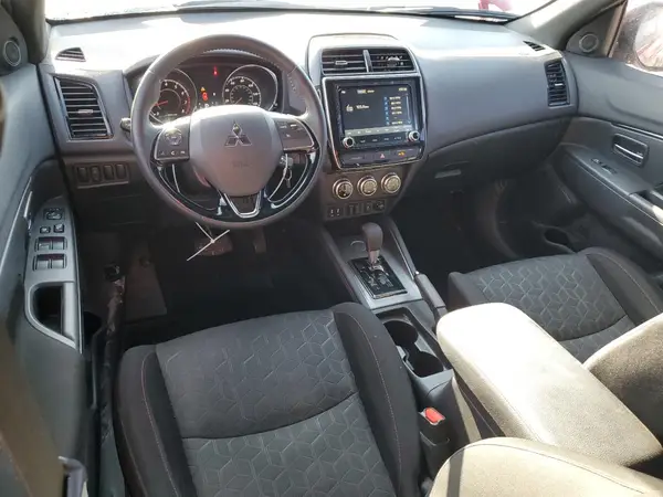 JA4APUAU0MU016541 2021 MITSUBISHI OUTLANDER - Image 8