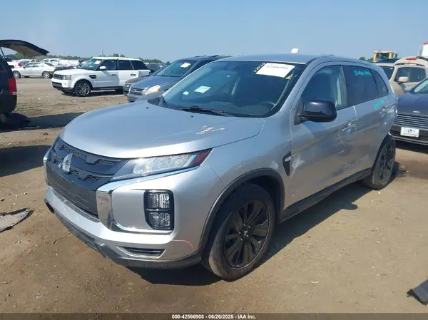 JA4APUAU1MU004379 2021 MITSUBISHI OUTLANDER - Image 2