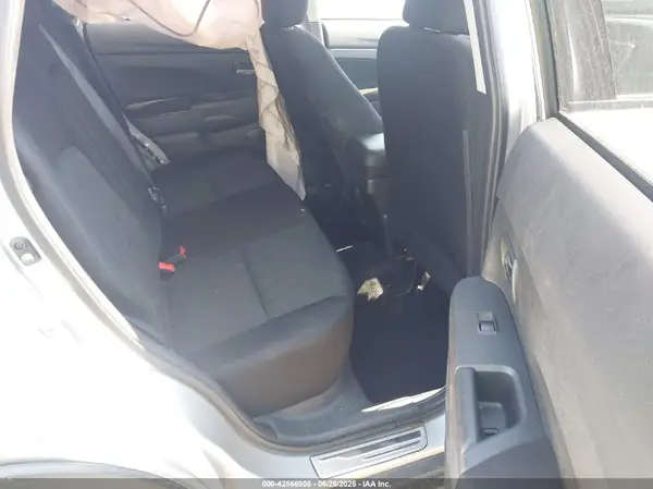 JA4APUAU1MU004379 2021 MITSUBISHI OUTLANDER - Image 8