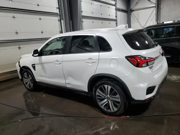 JA4APUAU1MU028889 2021 MITSUBISHI OUTLANDER - Image 2