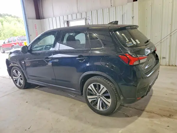 JA4APUAU2MU005587 2021 MITSUBISHI OUTLANDER - Image 2
