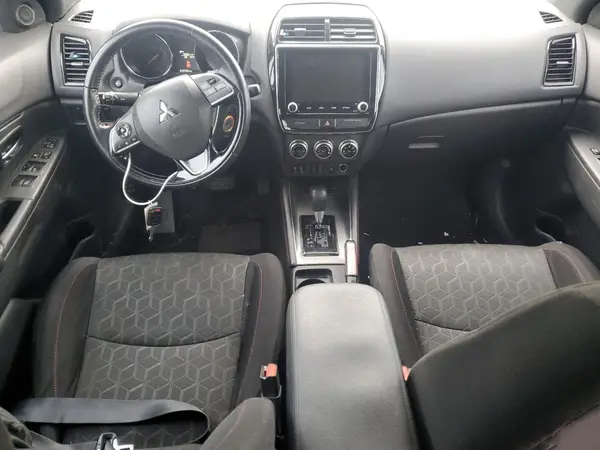 JA4APUAU2MU011342 2021 MITSUBISHI OUTLANDER - Image 8