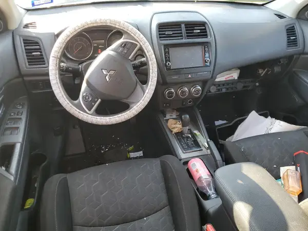 JA4APUAU2MU020882 2021 MITSUBISHI OUTLANDER - Image 8