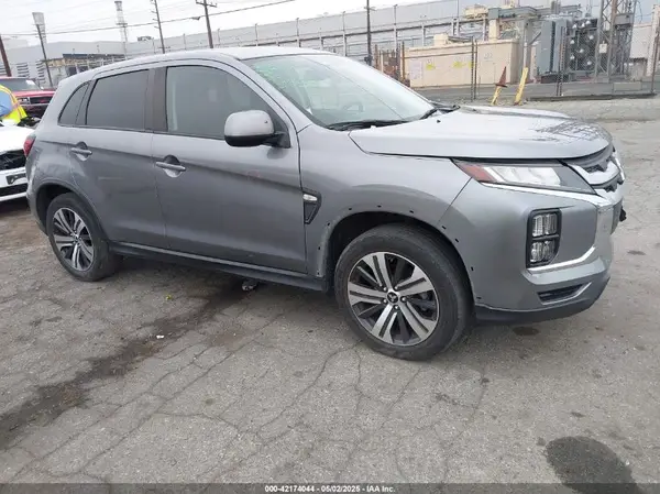JA4APUAU2MU036192 2021 MITSUBISHI OUTLANDER - Image 1