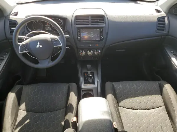 JA4APUAU2NU012606 2022 MITSUBISHI OUTLANDER - Image 8