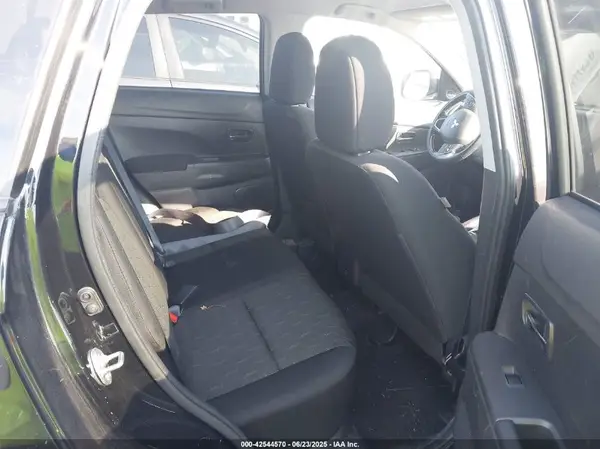 JA4APUAU2NU018955 2022 MITSUBISHI OUTLANDER - Image 8