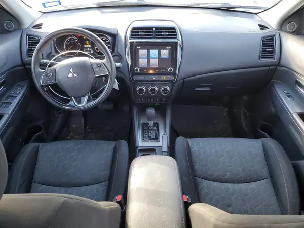 JA4APUAU3MU001175 2021 MITSUBISHI OUTLANDER - Image 8