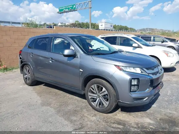 JA4APUAU3MU002584 2021 MITSUBISHI OUTLANDER - Image 1