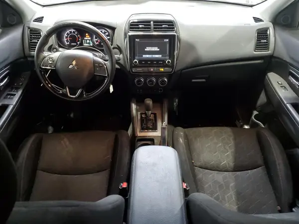 JA4APUAU3MU005310 2021 MITSUBISHI OUTLANDER - Image 8