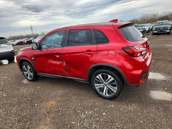 JA4APUAU3MU012967 2021 MITSUBISHI OUTLANDER - Image 2