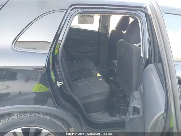 JA4APUAU3MU024911 2021 MITSUBISHI OUTLANDER - Image 8