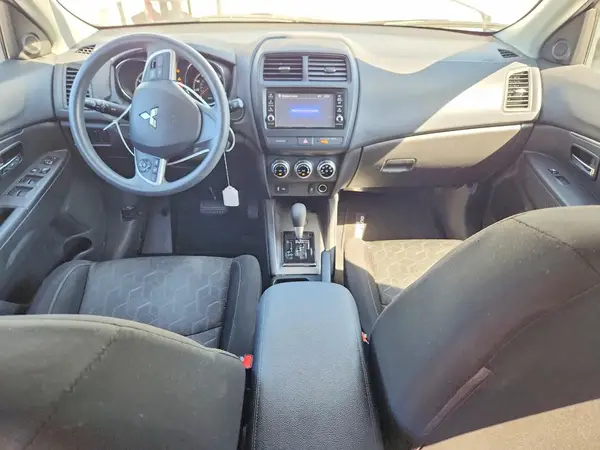 JA4APUAU3MU031891 2021 MITSUBISHI OUTLANDER - Image 8