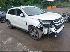 JA4APUAU3MU032040 2021 MITSUBISHI OUTLANDER