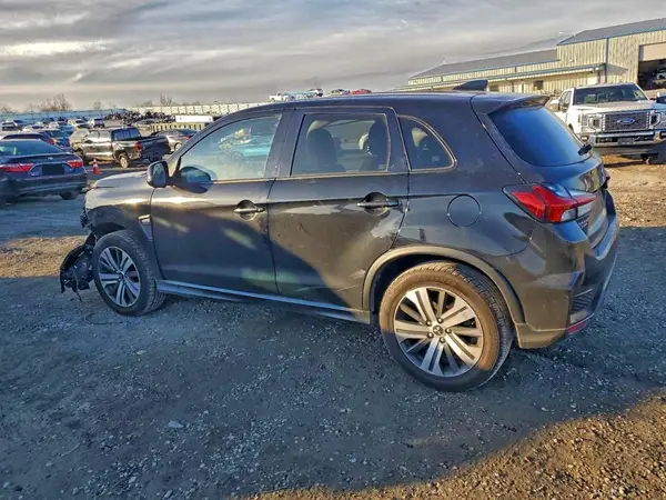 JA4APUAU3MU033382 2021 MITSUBISHI OUTLANDER - Image 2
