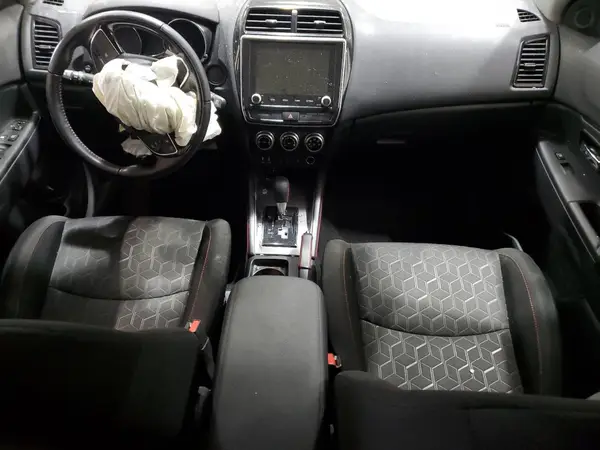 JA4APUAU3NU008094 2022 MITSUBISHI OUTLANDER - Image 8