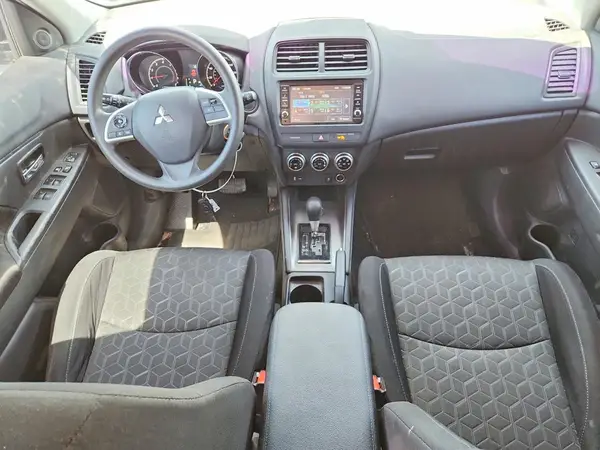 JA4APUAU3NU013361 2022 MITSUBISHI OUTLANDER - Image 8