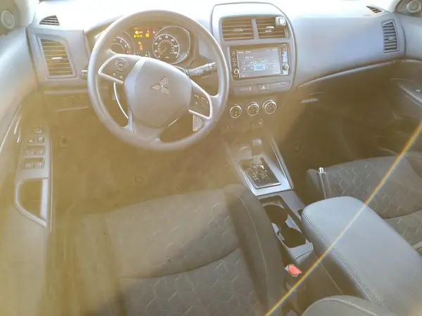 JA4APUAU3NU014753 2022 MITSUBISHI OUTLANDER - Image 8