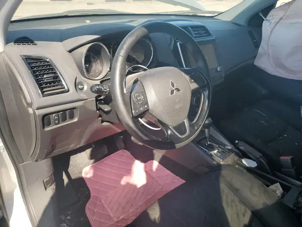 JA4APUAU3NU017068 2022 MITSUBISHI OUTLANDER - Image 8