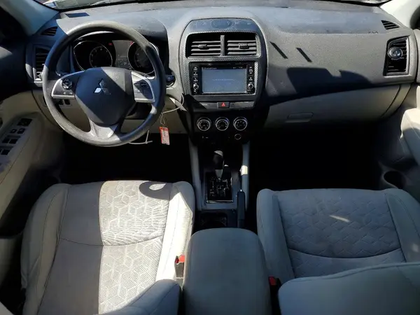 JA4APUAU5MU006992 2021 MITSUBISHI OUTLANDER - Image 8