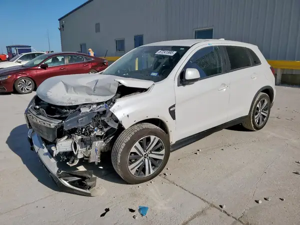 JA4APUAU5MU024330 2021 MITSUBISHI OUTLANDER - Image 1