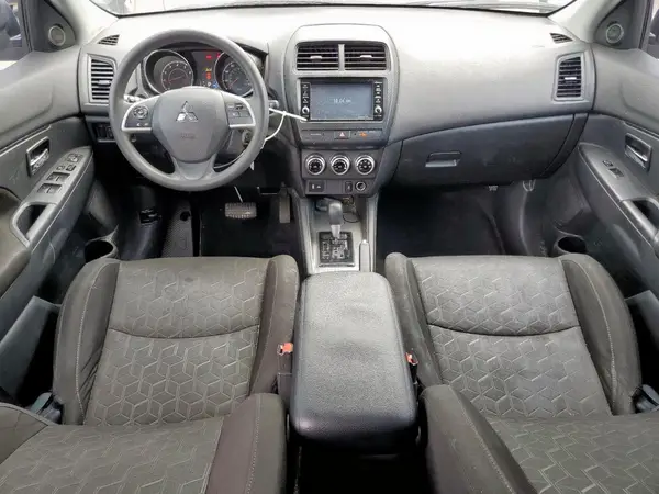 JA4APUAU5MU024506 2021 MITSUBISHI OUTLANDER - Image 8