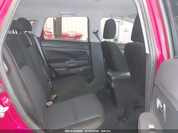 JA4APUAU5MU033562 2021 MITSUBISHI OUTLANDER - Image 8