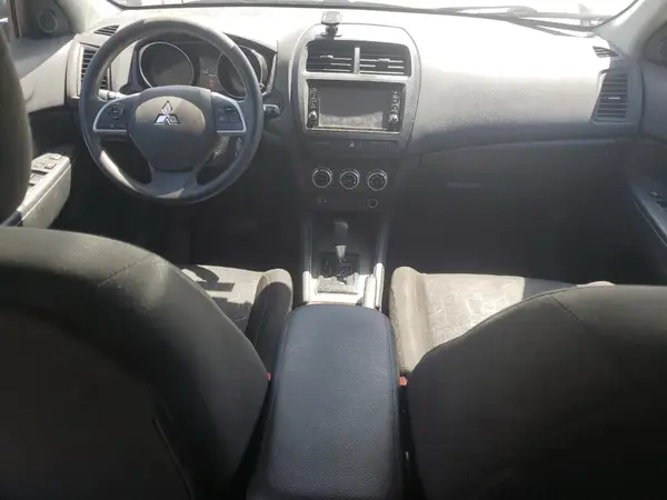 JA4APUAU5MU035411 2021 MITSUBISHI OUTLANDER - Image 8
