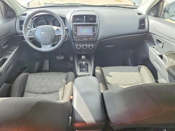 JA4APUAU5NU012955 2022 MITSUBISHI OUTLANDER - Image 8