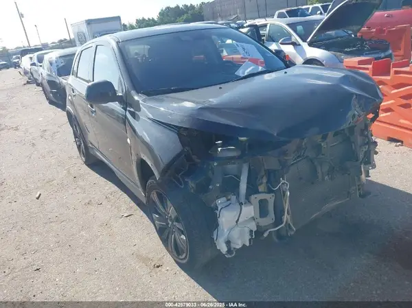 JA4APUAU5NU019260 2022 MITSUBISHI OUTLANDER - Image 1