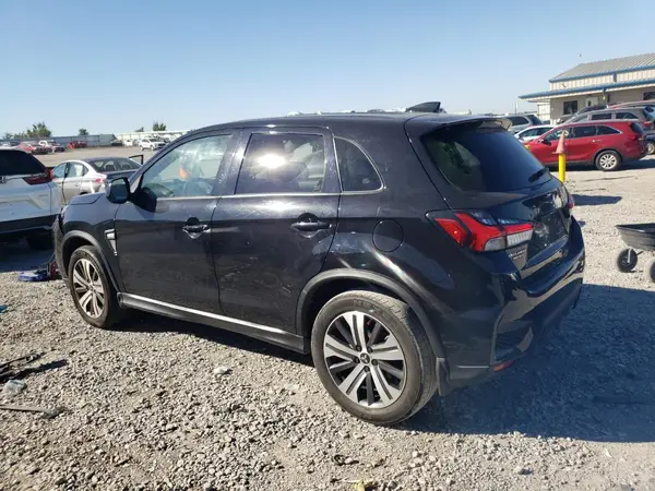 JA4APUAU6MU005379 2021 MITSUBISHI OUTLANDER - Image 2