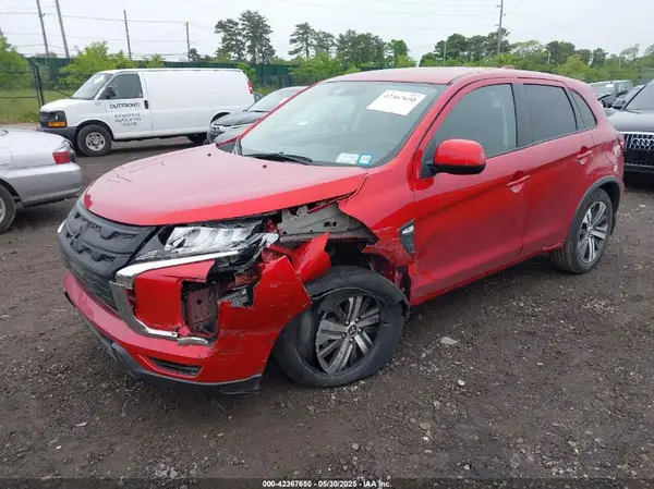 JA4APUAU6MU033599 2021 MITSUBISHI OUTLANDER - Image 2