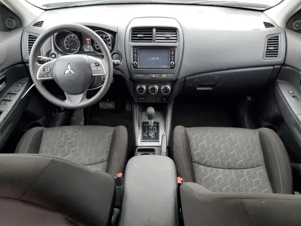 JA4APUAU6MU035840 2021 MITSUBISHI OUTLANDER - Image 8