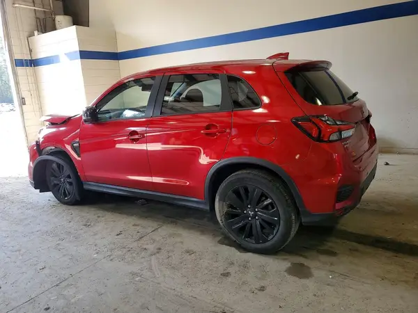 JA4APUAU7MU005018 2021 MITSUBISHI OUTLANDER - Image 2
