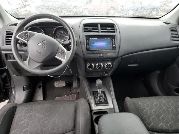 JA4APUAU7MU005679 2021 MITSUBISHI OUTLANDER - Image 8