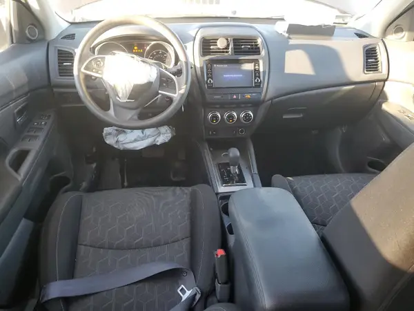 JA4APUAU7MU010817 2021 MITSUBISHI OUTLANDER - Image 8