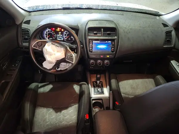 JA4APUAU7MU022403 2021 MITSUBISHI OUTLANDER - Image 8
