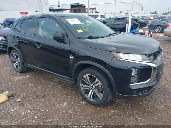 JA4APUAU7MU028461 2021 MITSUBISHI OUTLANDER - Image 1