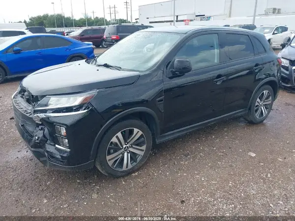 JA4APUAU7MU028461 2021 MITSUBISHI OUTLANDER - Image 2