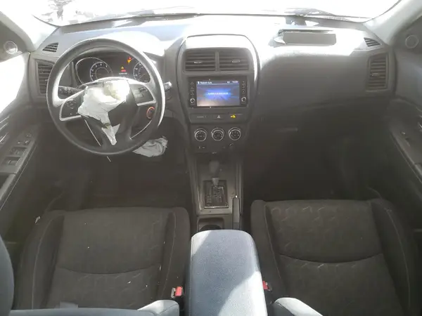 JA4APUAU7MU033062 2021 MITSUBISHI OUTLANDER - Image 8