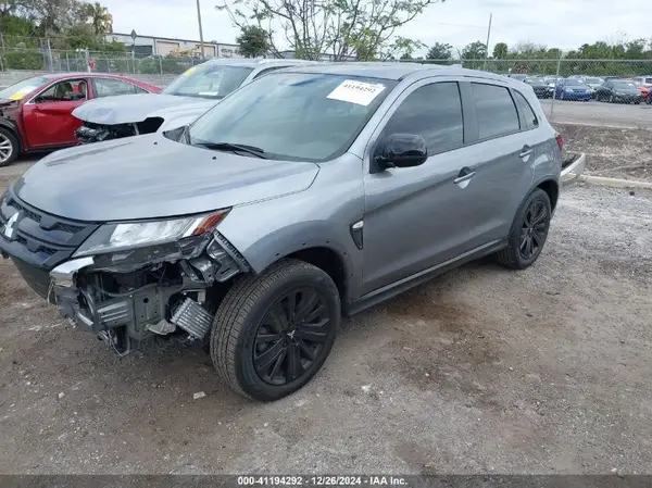 JA4APUAU7NU016151 2022 MITSUBISHI OUTLANDER - Image 2