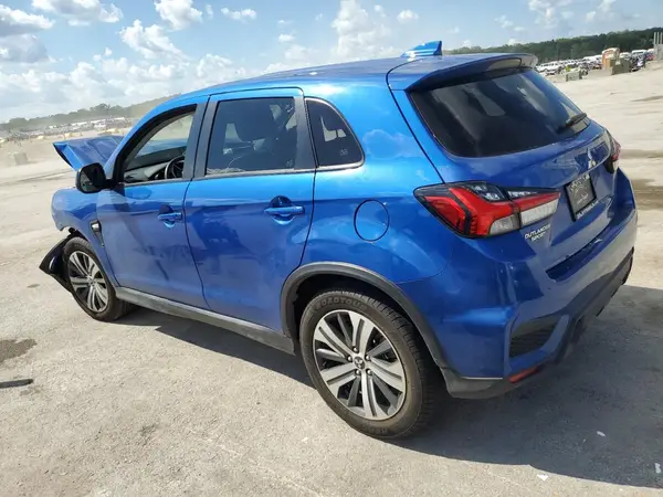 JA4APUAU8MU016593 2021 MITSUBISHI OUTLANDER - Image 2