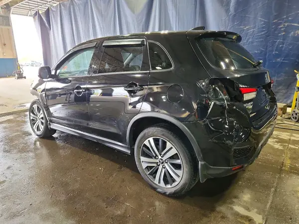 JA4APUAU8NU012058 2022 MITSUBISHI OUTLANDER - Image 2