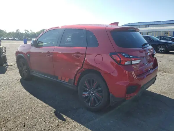 JA4APUAU8NU020337 2022 MITSUBISHI OUTLANDER - Image 2