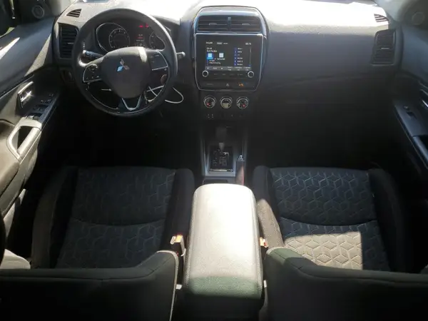 JA4APUAU8NU020337 2022 MITSUBISHI OUTLANDER - Image 8