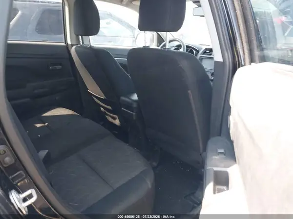 JA4APUAU9MU004937 2021 MITSUBISHI OUTLANDER - Image 8