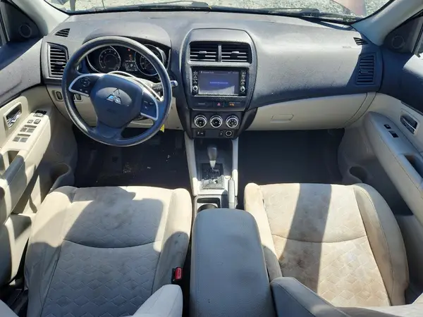 JA4APUAU9MU016764 2021 MITSUBISHI OUTLANDER - Image 8