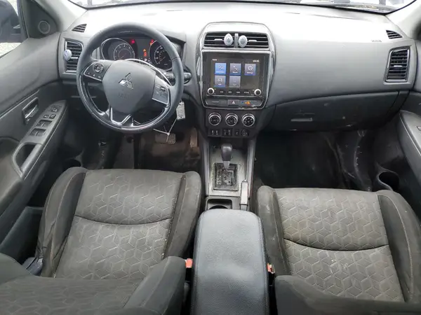 JA4APUAU9MU020538 2021 MITSUBISHI OUTLANDER - Image 8