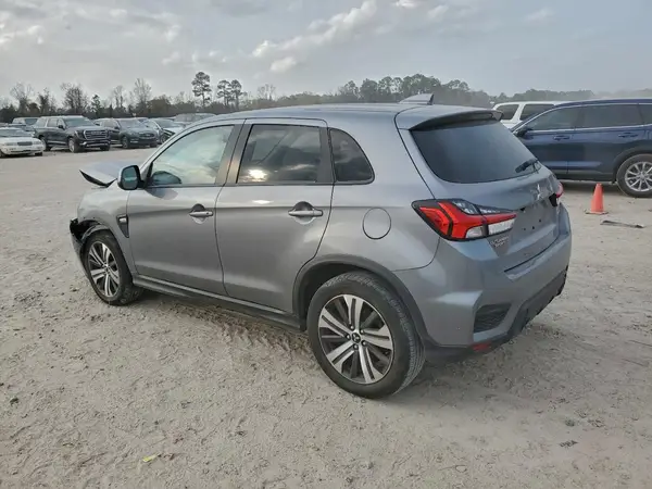 JA4APUAU9MU036366 2021 MITSUBISHI OUTLANDER - Image 2